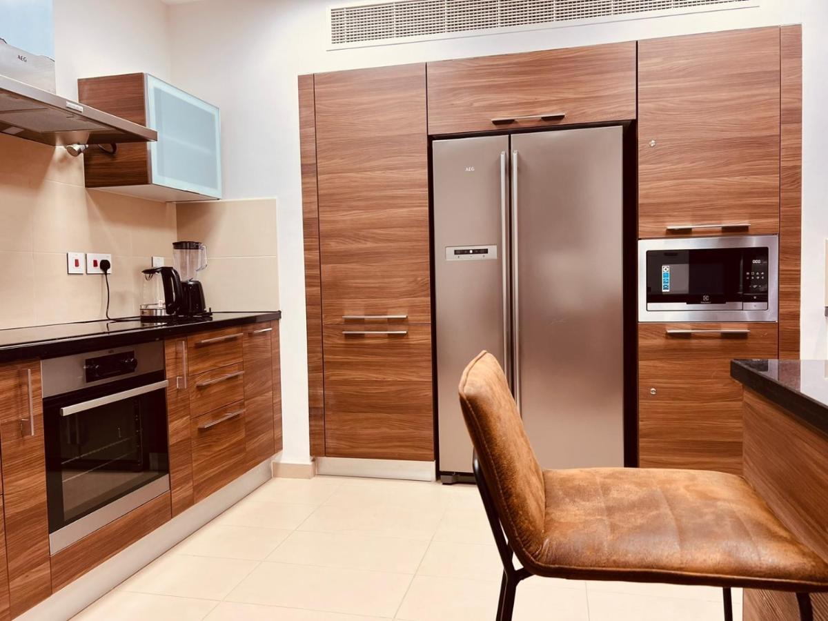 One 2Bhk Elegant Apartment In Muscat Bay 03 מראה חיצוני תמונה